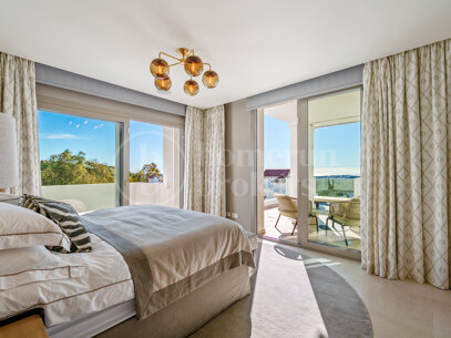 Penthouse Nine Lions - Luxury Duplex Penthouse with Sea Views