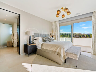 Penthouse Nine Lions - Luxury Duplex Penthouse with Sea Views