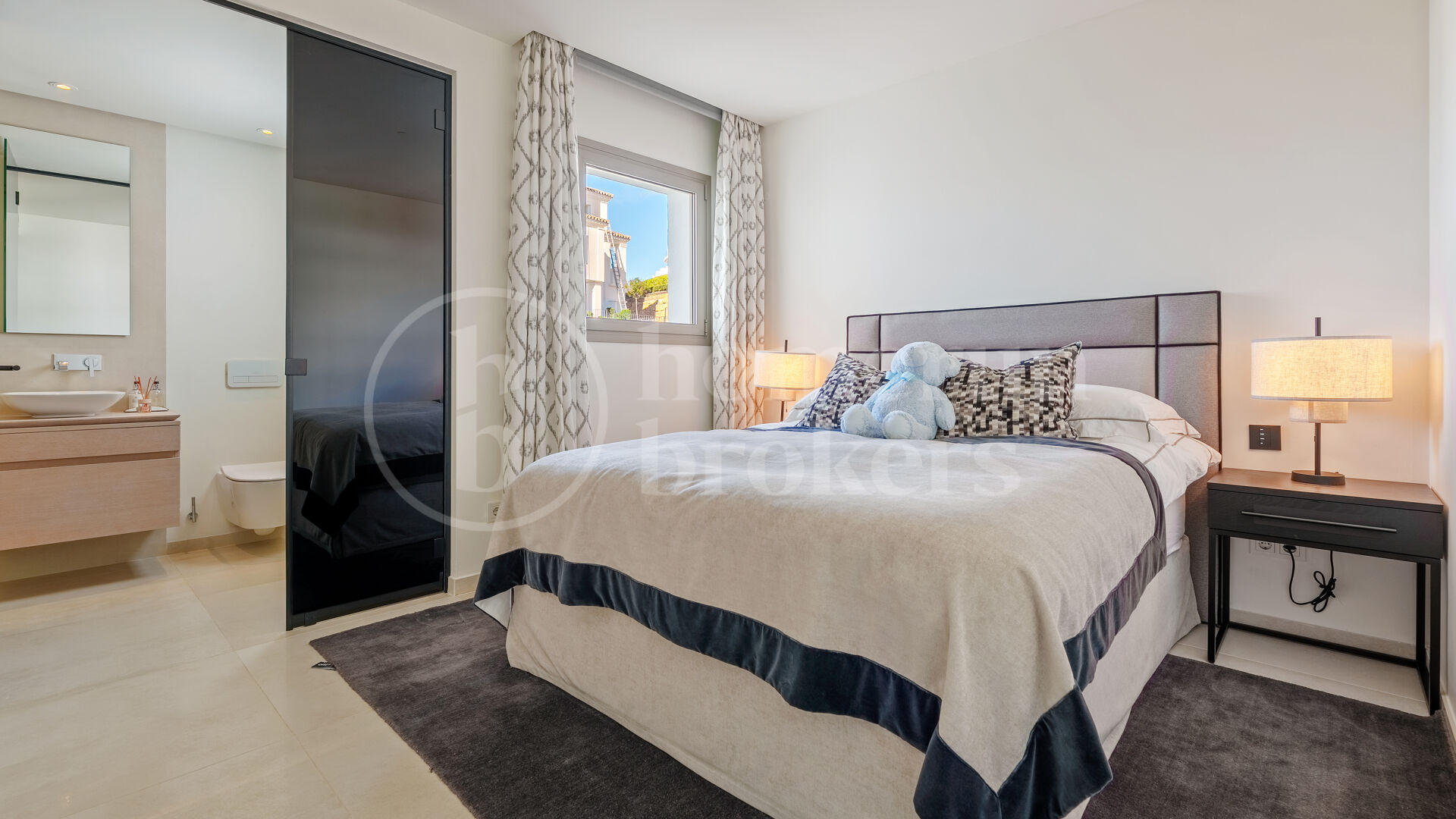 Penthouse Nine Lions - lyx Duplex Penthouse med havsutsikt