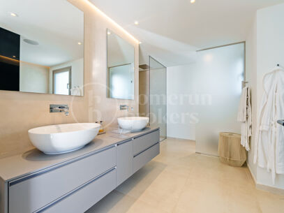 Penthouse Nine Lions - lyx Duplex Penthouse med havsutsikt