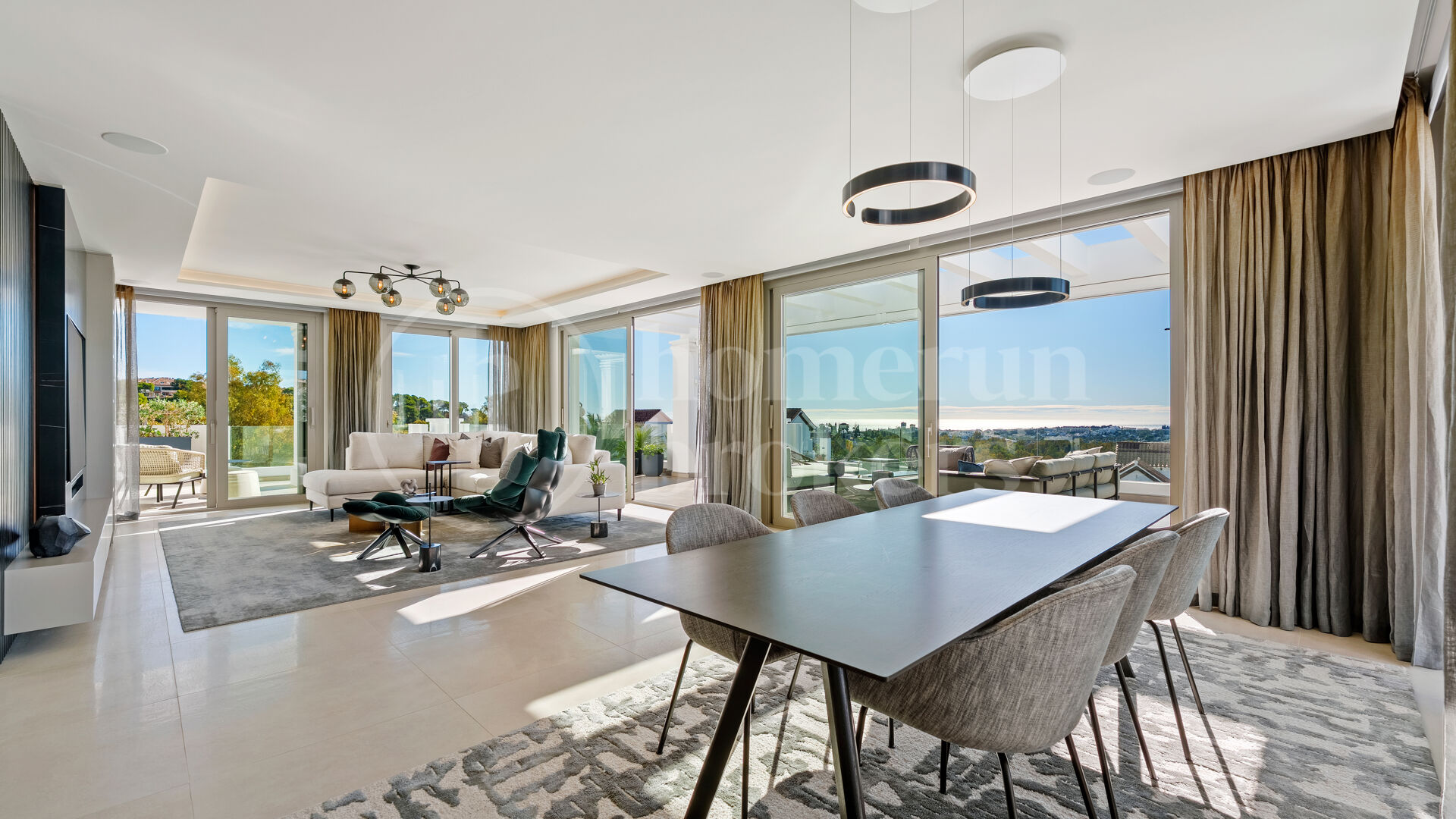 Penthouse Nine Lions - lyx Duplex Penthouse med havsutsikt