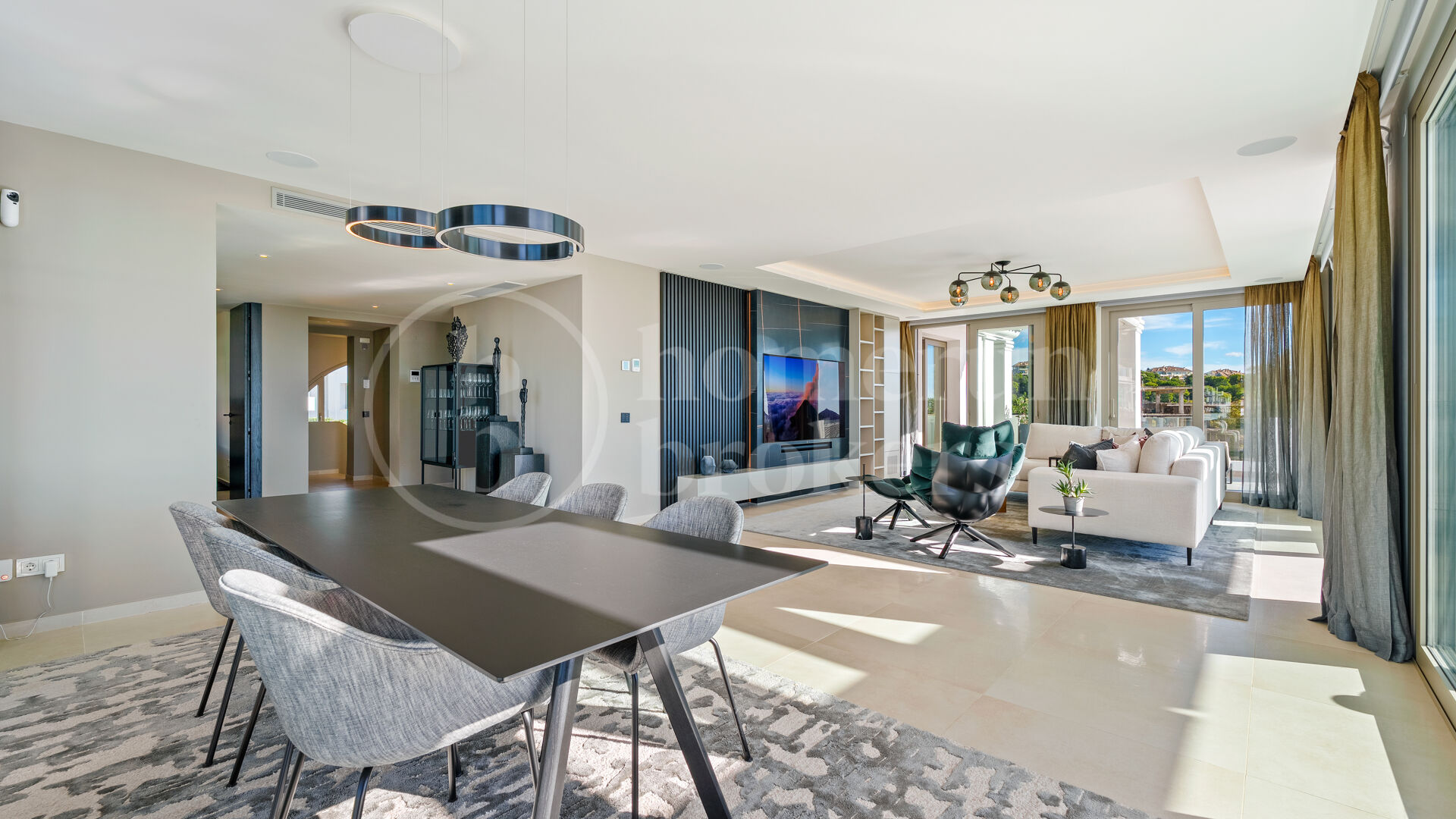 Penthouse Nine Lions - lyx Duplex Penthouse med havsutsikt
