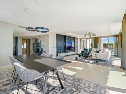 Penthouse Nine Lions - lyx Duplex Penthouse med havsutsikt