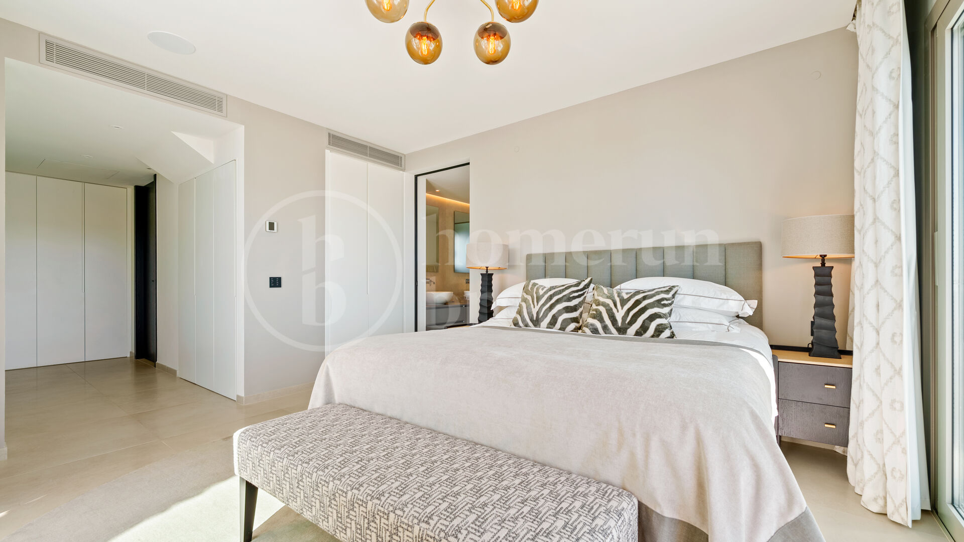 Penthouse Nine Lions - lyx Duplex Penthouse med havsutsikt