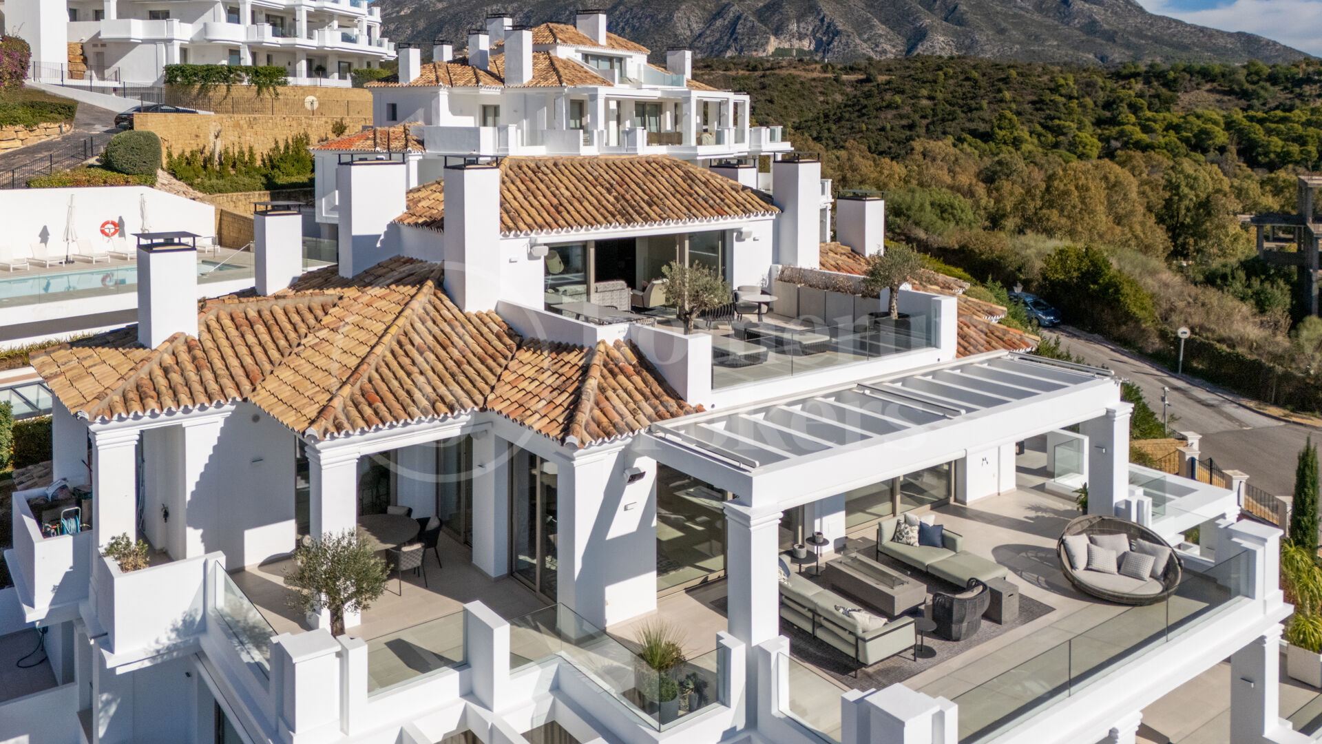 Penthouse Nine Lions - lyx Duplex Penthouse med havsutsikt