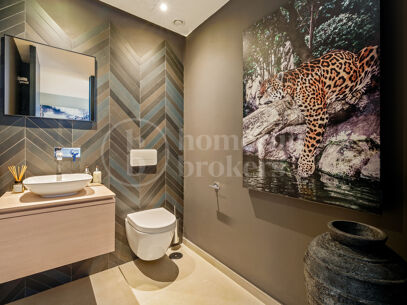 Penthouse Nine Lions - lyx Duplex Penthouse med havsutsikt