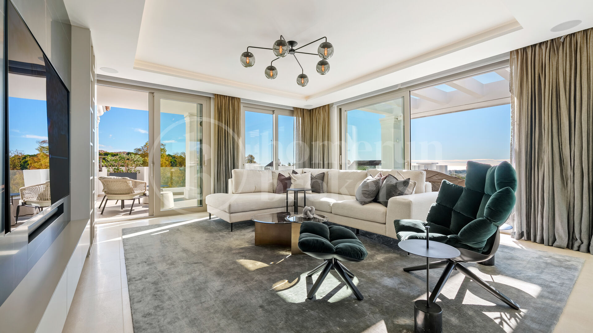 Penthouse Nine Lions - lyx Duplex Penthouse med havsutsikt