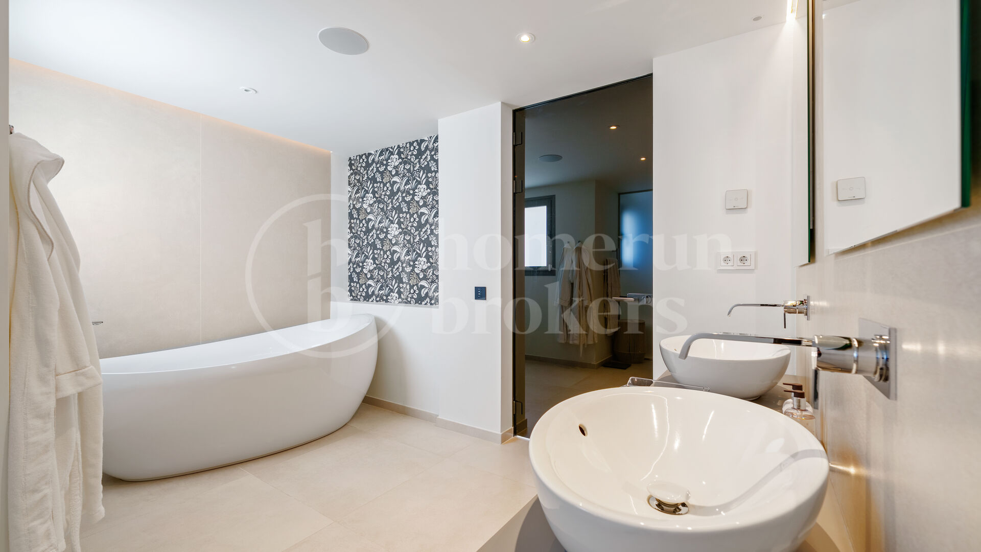 Penthouse Nine Lions - lyx Duplex Penthouse med havsutsikt