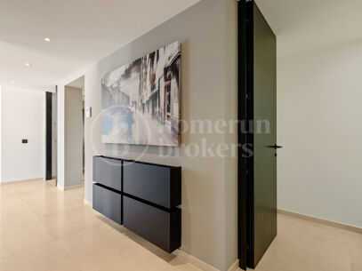 Penthouse Nine Lions - lyx Duplex Penthouse med havsutsikt