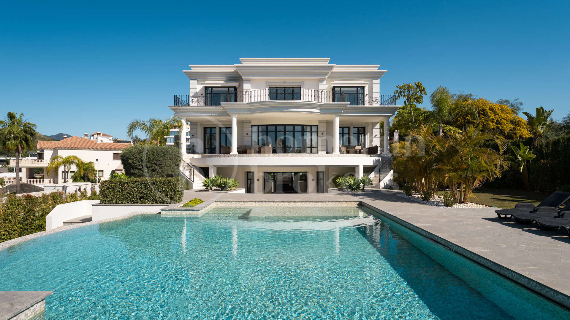 Villa att hyra i La Alqueria, Benahavis