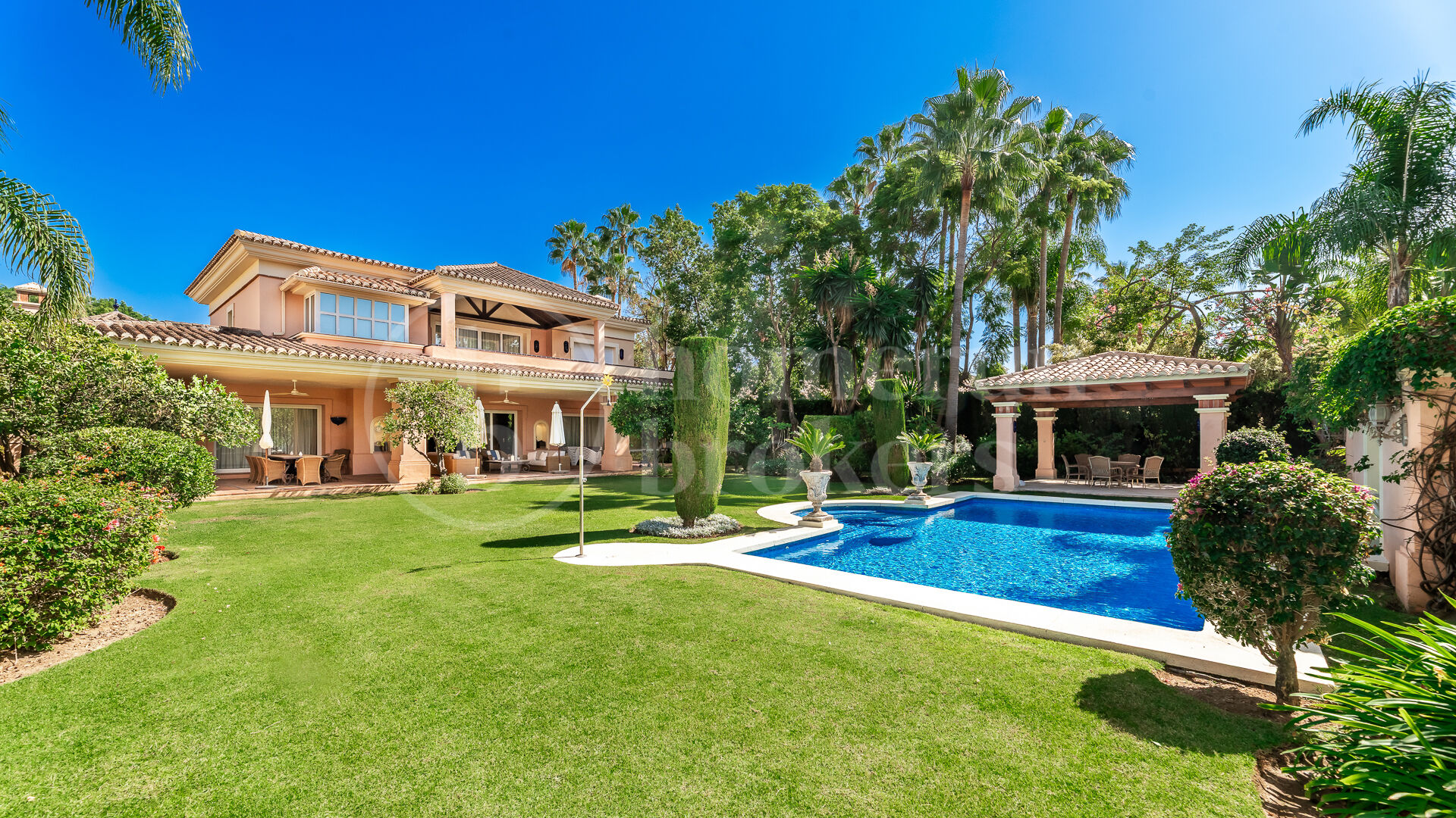 Casa Rosa – Tradicional Andalusian-style villa