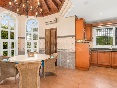 Casa Rosa – Tradicional Andalusian-style villa