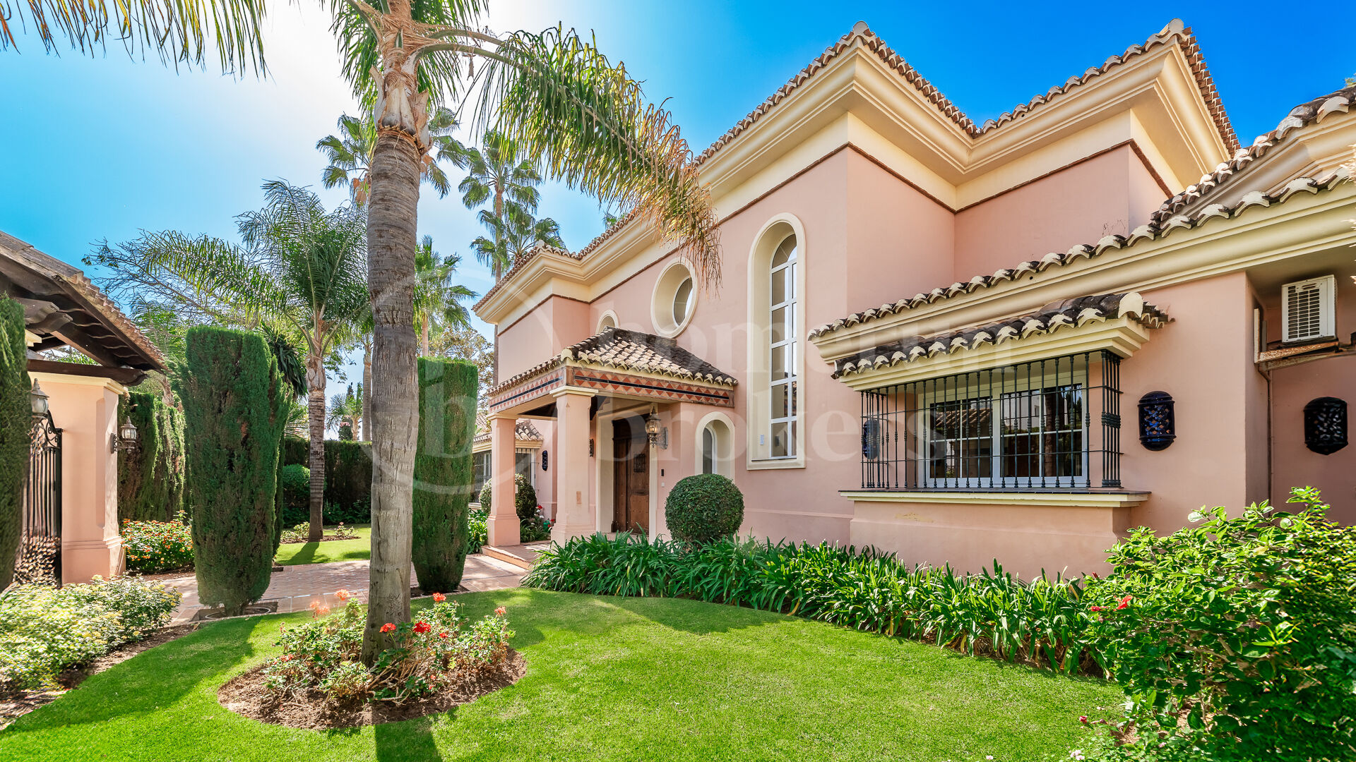 Casa Rosa – Tradicional Andalusian-style villa