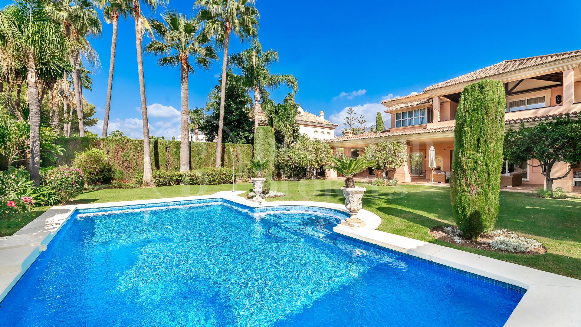 Casa Rosa – Tradicional Andalusian-style villa