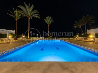 Casa Lila - Beachfront Townhouse in Marbella Golden Mile
