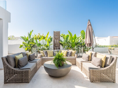 Casa Lila - Beachfront Townhouse in Marbella Golden Mile