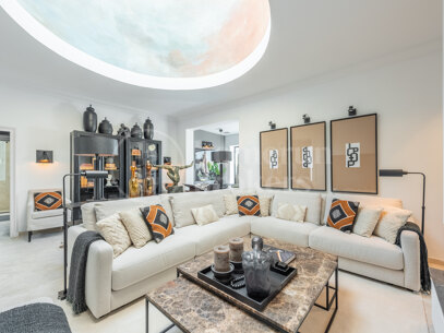 Casa Lila - Beachfront Townhouse in Marbella Golden Mile