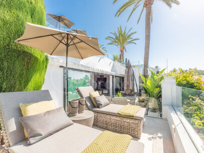 Casa Lila - Beachfront Townhouse in Marbella Golden Mile