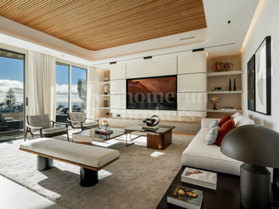 Villa Dunique - Arquitectural Elegance with Panoramic Sea Views