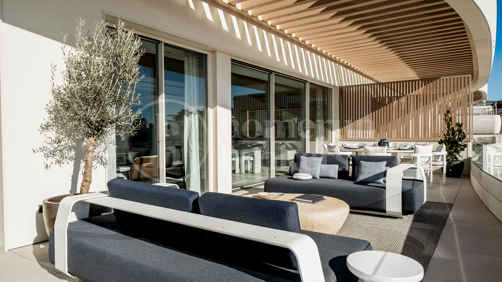 Villa Dunique - Arquitectural Elegance with Panoramic Sea Views