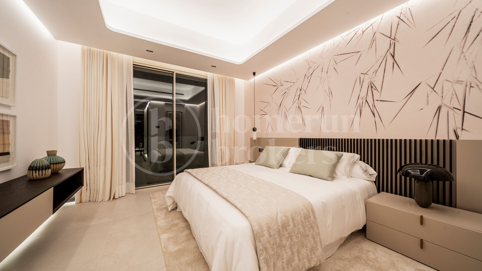 Villa Dunique - Arquitectural Elegance with Panoramic Sea Views