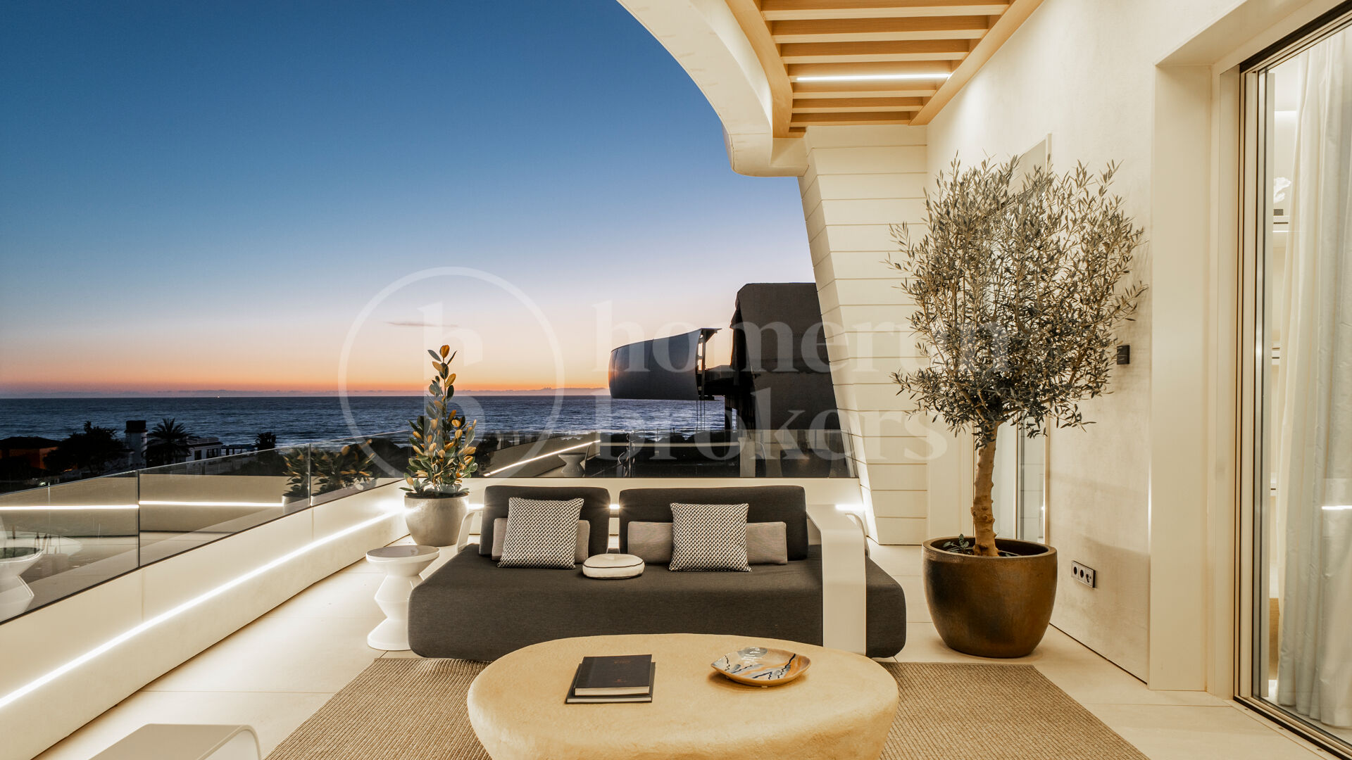 Villa Dunique - Arquitectural Elegance with Panoramic Sea Views