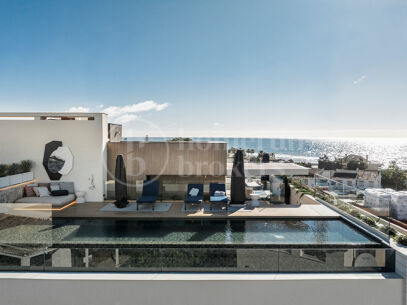 Villa Dunique - Arquitectural Elegance with Panoramic Sea Views