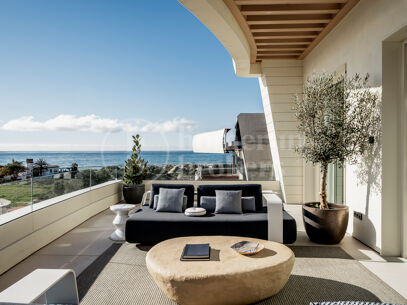 Villa Dunique - Arquitectural Elegance with Panoramic Sea Views