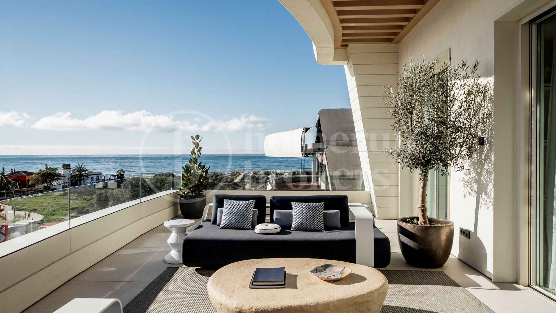 Villa Dunique - Arquitectural Elegance with Panoramic Sea Views