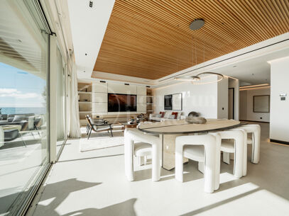 Villa Dunique - Arquitectural Elegance with Panoramic Sea Views