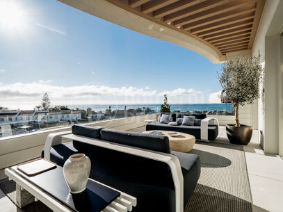 Villa Dunique - Arquitectural Elegance with Panoramic Sea Views