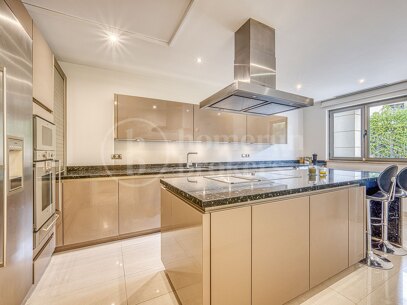 Casa Grace - Semi-Detached 5 Bedrooms Townhouse in Marbella Golden MIle