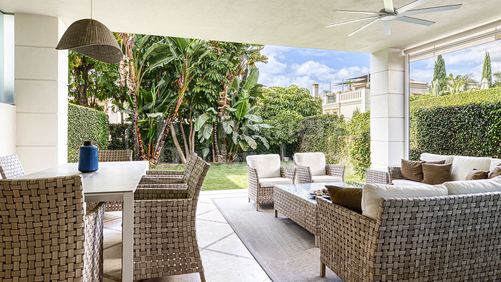 Casa Grace - Semi-Detached 5 Bedrooms Townhouse in Marbella Golden MIle