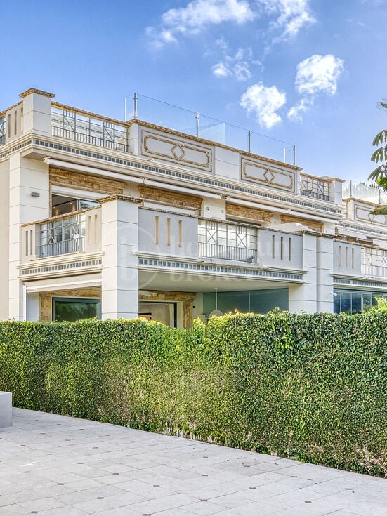 Casa Grace - Semi-Detached 5 Bedrooms Townhouse in Marbella Golden MIle