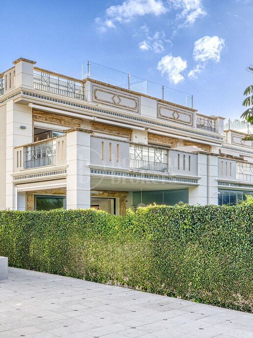Casa Grace - Semi-Detached 5 Bedrooms Townhouse in Marbella Golden MIle