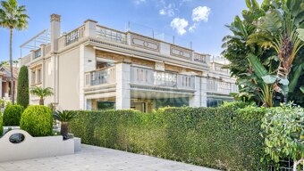 Casa Grace - Semi-Detached 5 Bedrooms Townhouse in Marbella Golden MIle