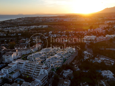 Isla Bela Duplex Penthouse - Modern 4-Bedroom Penthouse in Isla Bela Marbella, Nueva Andalucía