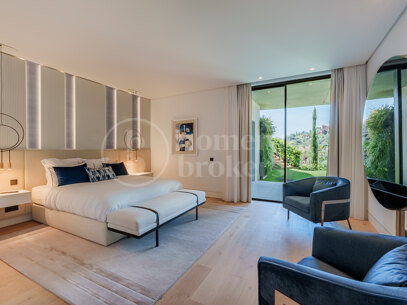 The Hills Twelve - Luxury 7-Bedroom Contemporary Villa La Quinta