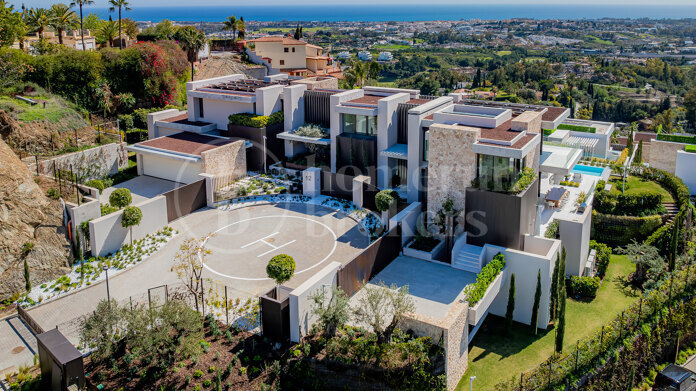 The Hills Twelve - Luxury 7-Bedroom Contemporary Villa La Quinta