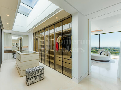The Hills Twelve - Luxury 7-Bedroom Contemporary Villa La Quinta