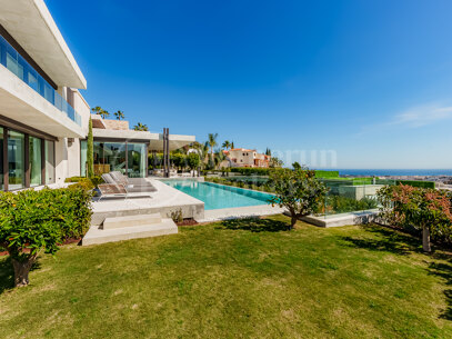 The Hills Twelve - Luxury 7-Bedroom Contemporary Villa La Quinta