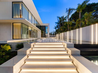 Villa Aldebaran - Luxury Villa med Golf och Sea Views