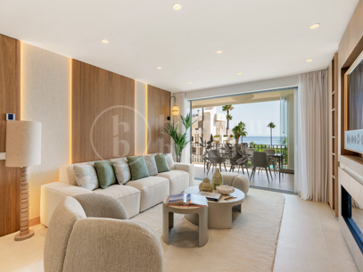 Apartment Valerin - Renovated Beacfront Apartment in Estepona