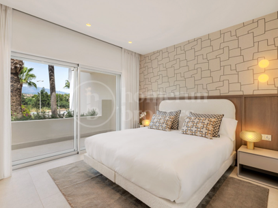 Apartment Valerin - Renovated Beacfront Apartment in Estepona