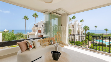Apartment Valerin - Renovated Beacfront Apartment in Estepona