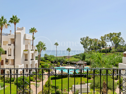 Apartment Valerin - Renovated Beacfront Apartment in Estepona