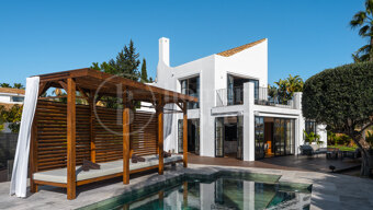 Auriga 12B - Golf Valley Villa Nueva Andalucia Sea Views