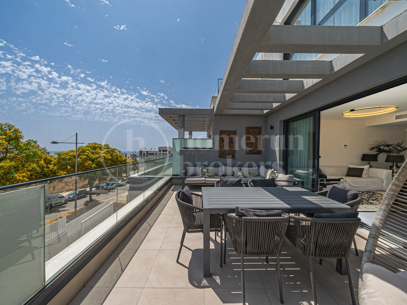 Mesas Homes - Modern 3 bedroom apartment with sea views