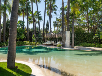 Casa Cenote - Villa med en tropisk Resort Känn i Nueva Andalucia