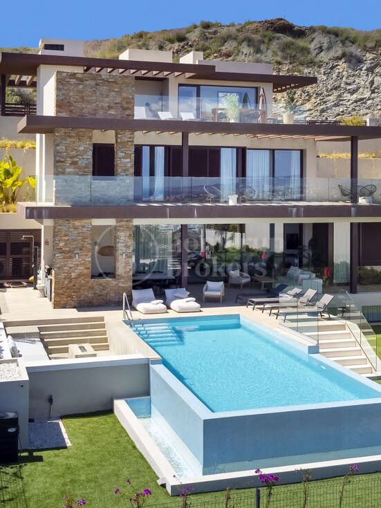 Villa Be Lagom - Luxury Modern Villa with Sea Views